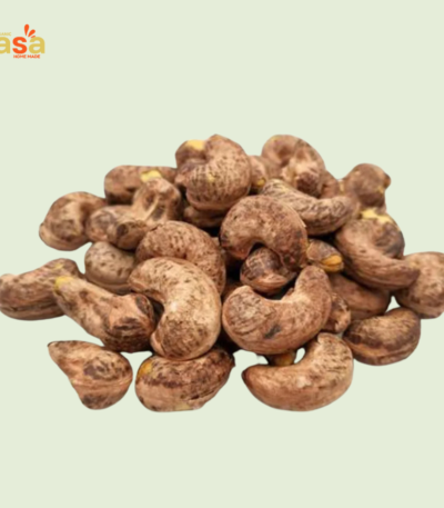 Cashew with skin